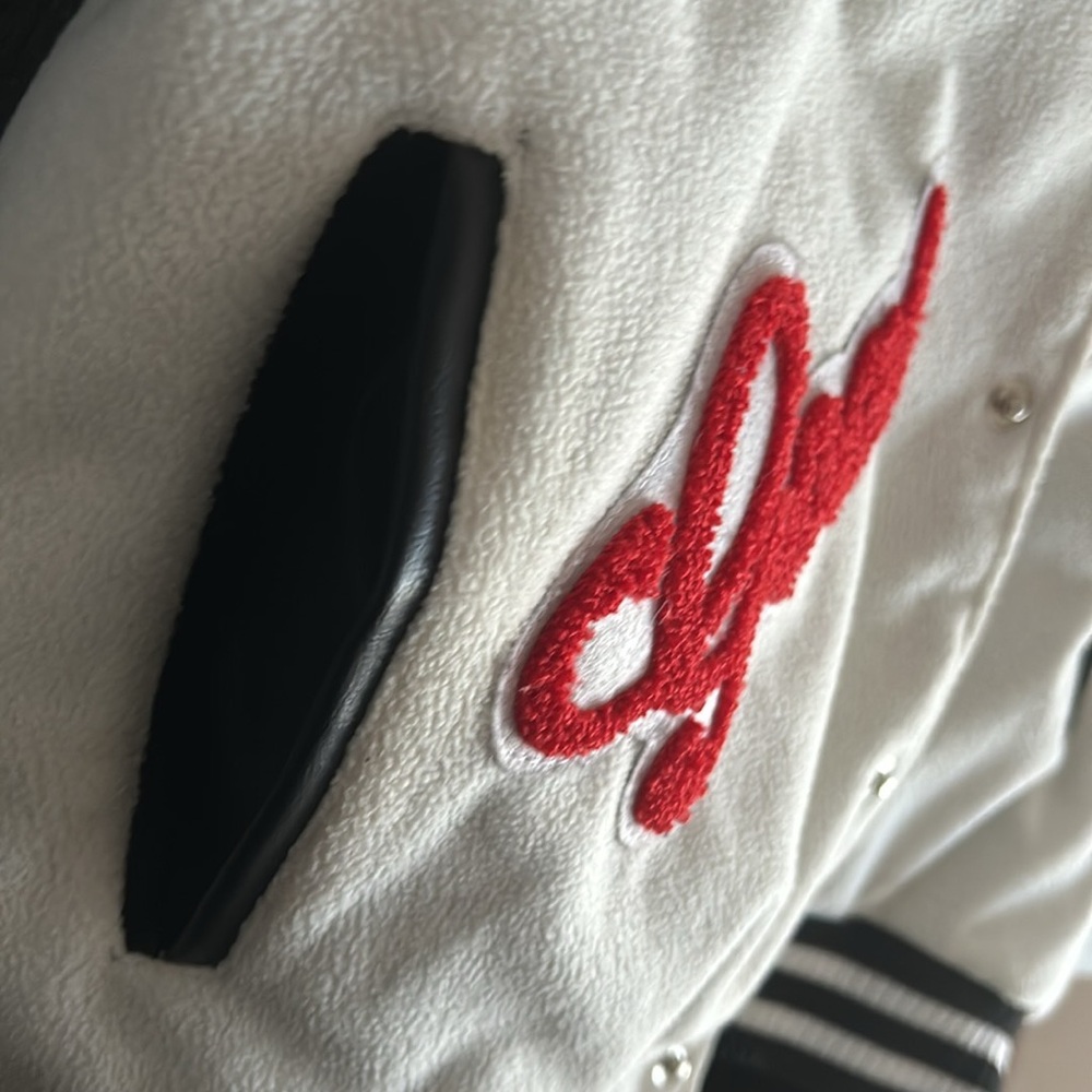 Jacket - Picture 6 of 7